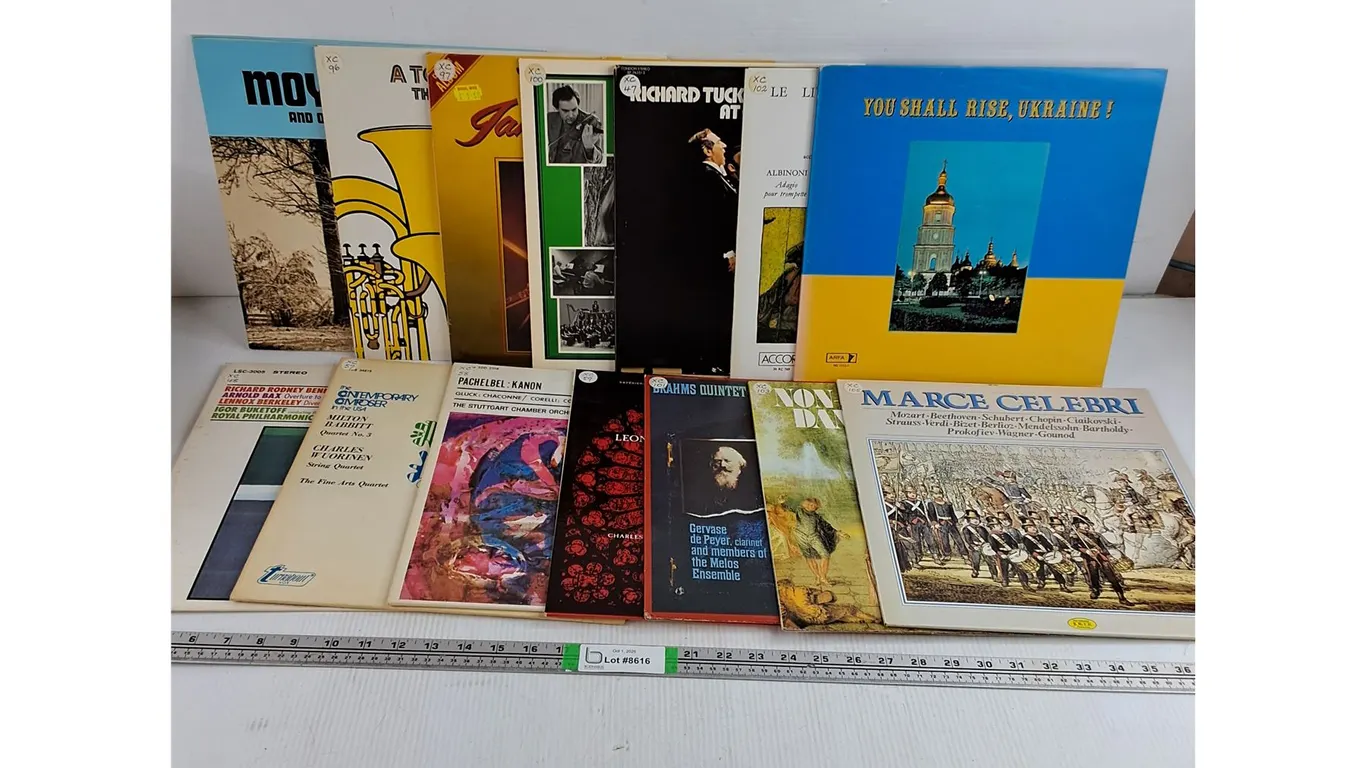 (14) Records Featuring Various Classical Music