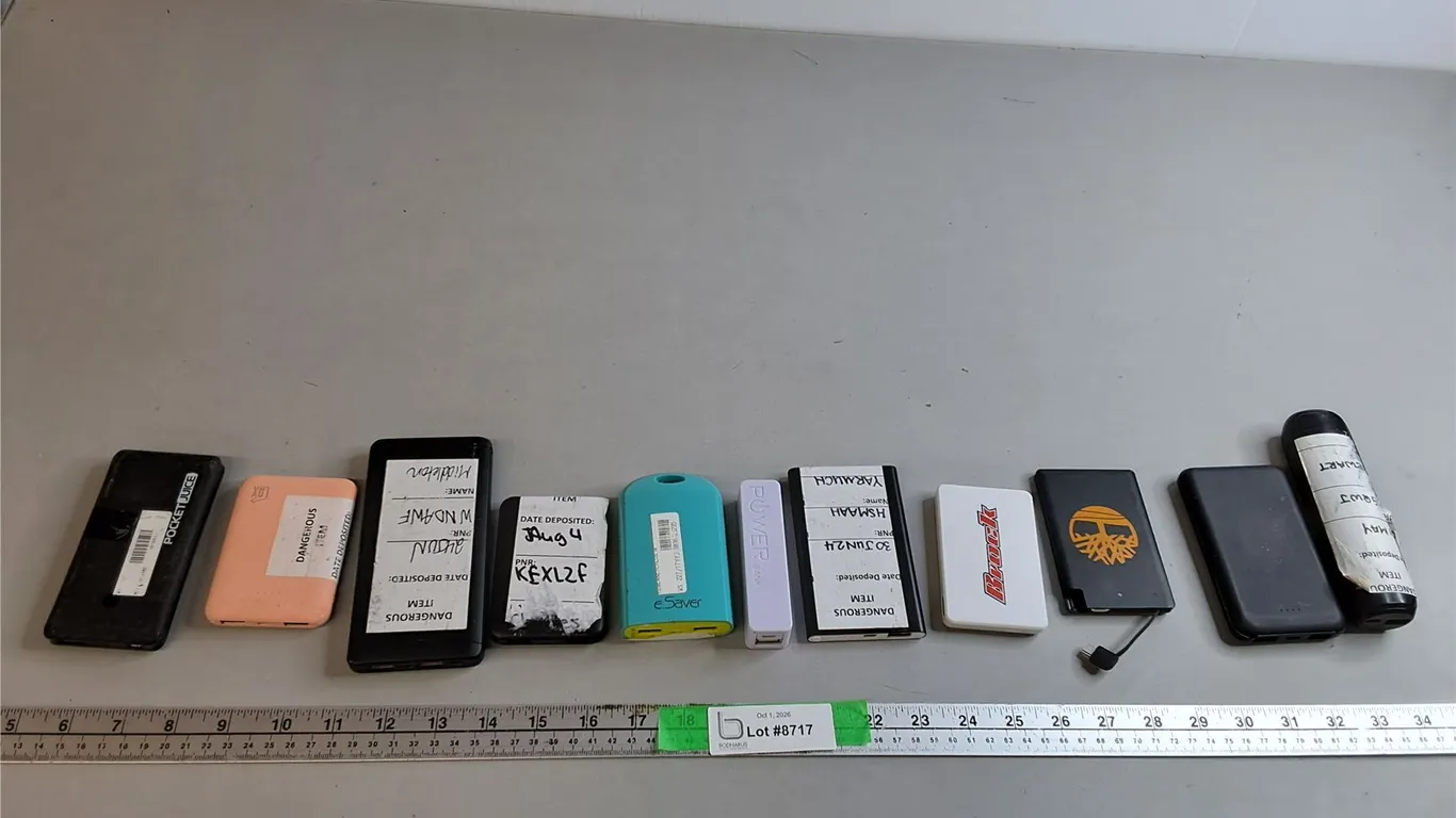(11) Power Banks-Untested, Can't Ship
