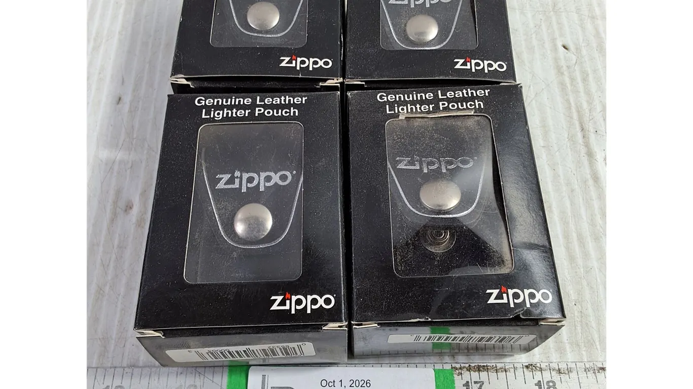 (4) Zippo Genuine Leather Lighter Pouch