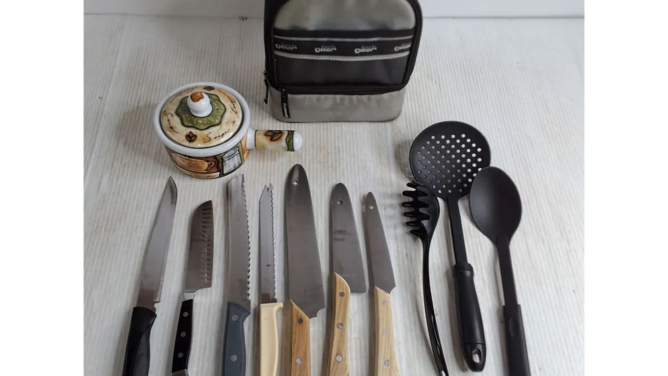 Kitchen Knives & Utensils, Ovenware Dish, Lunch Bag
