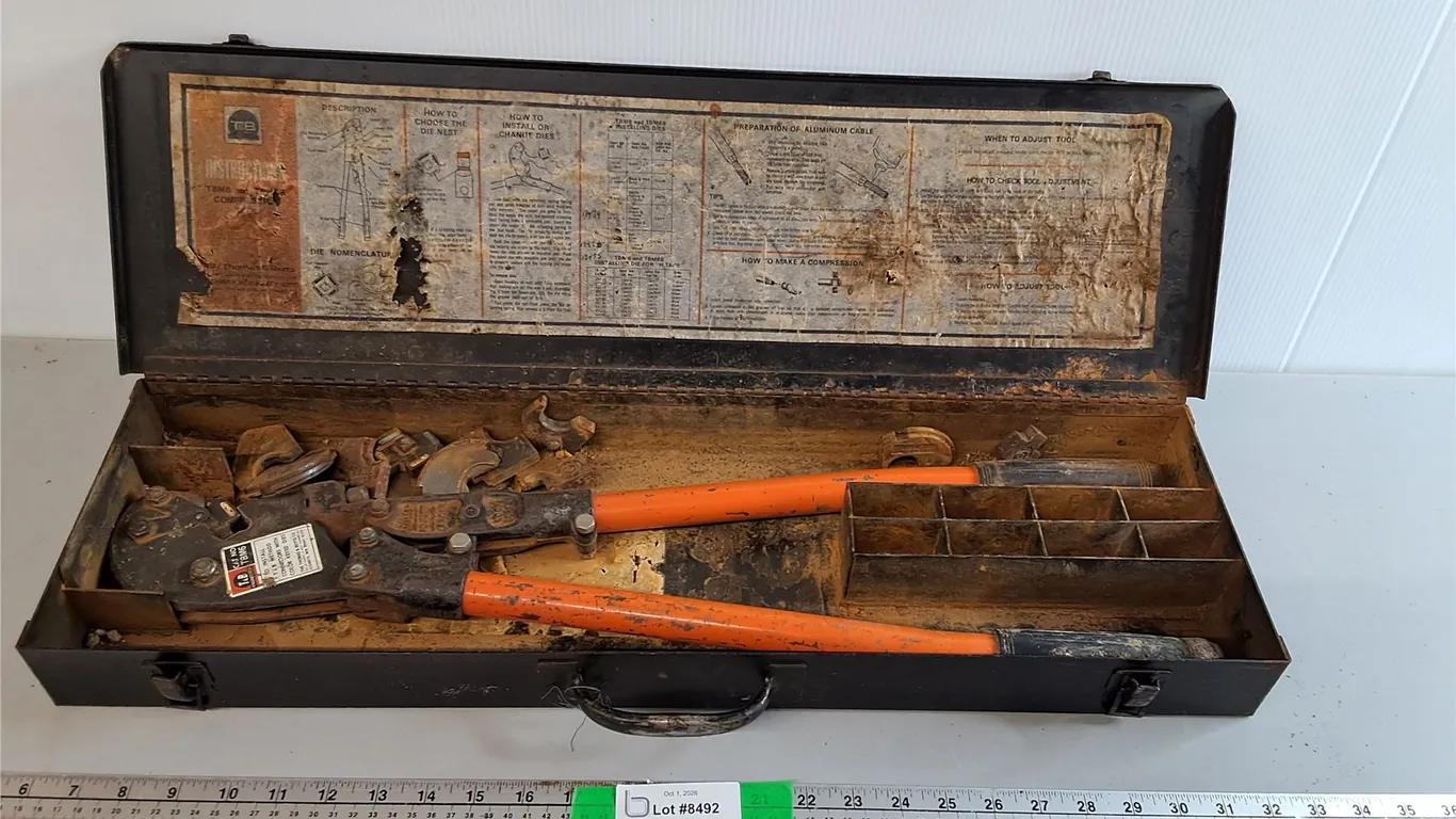 Thomas & Betts TBM6 Mech. Compression Crimping Tool, Die Inserts & Case- As Is, Can't Ship