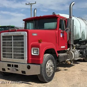 1984 International Harvester Transtar 4300 liquid fertilizer truck