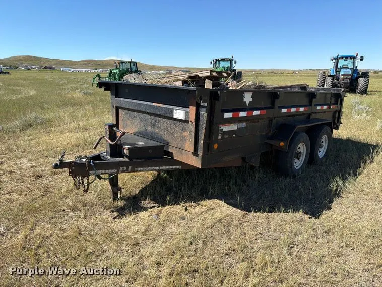 2017 PJ dump trailer