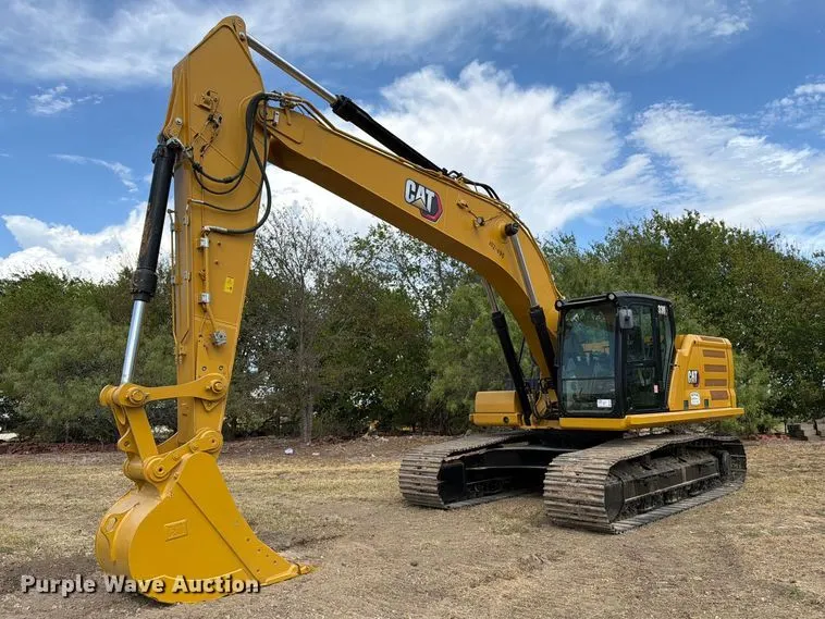 2022 Caterpillar 330 TC excavator