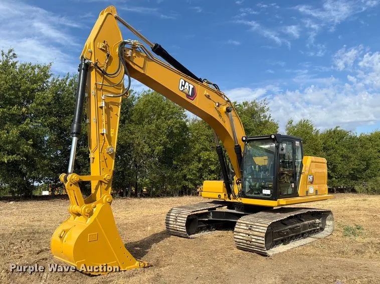 2022 Caterpillar 323 TC excavator