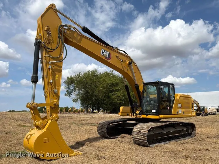 2022 Caterpillar 330 TC excavator