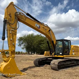 2022 Caterpillar 330 excavator