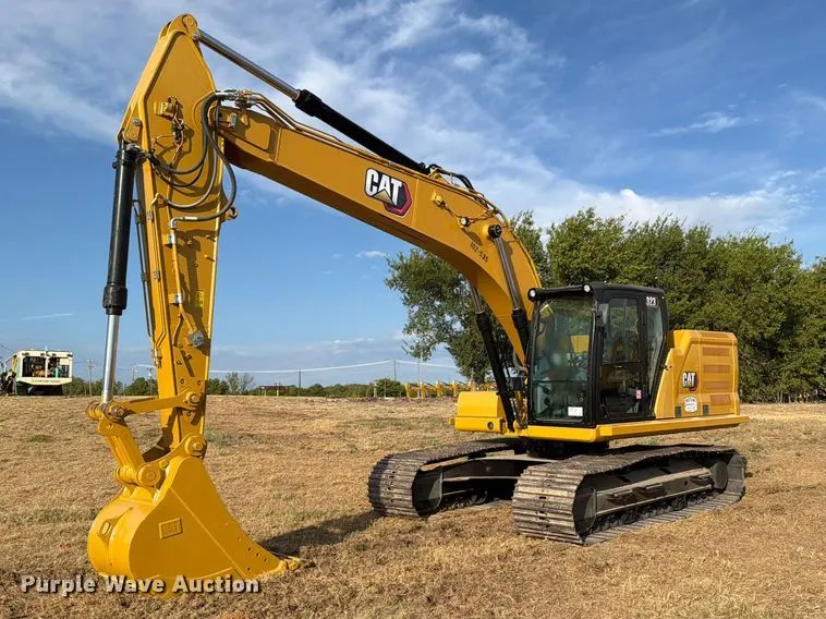 2023 Caterpillar 323 TC excavator