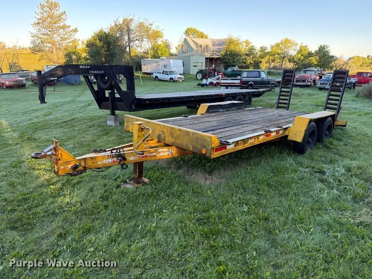 1998 Redi Haul Trailers equipment trailer