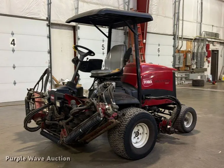 Toro ReelMaster 5510 reel mower