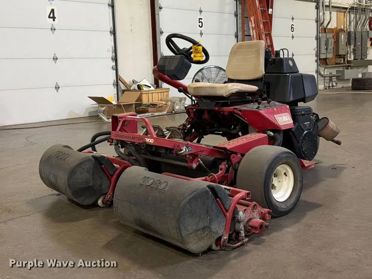 Toro Greensmaster 3100 reel mower