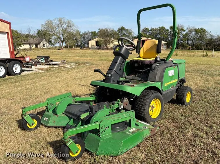 2005 John Deere 1435 Series II lawn mower