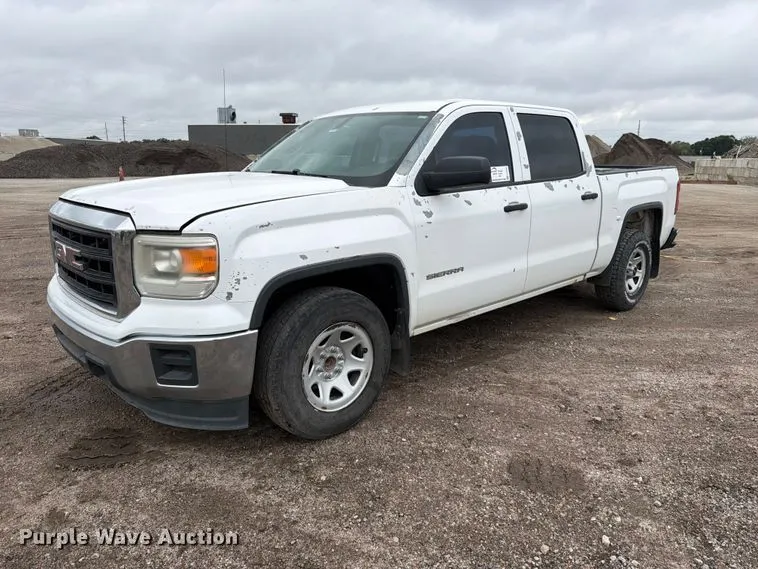 2014 GMC Sierra 1500 Crew Cab pickup truck