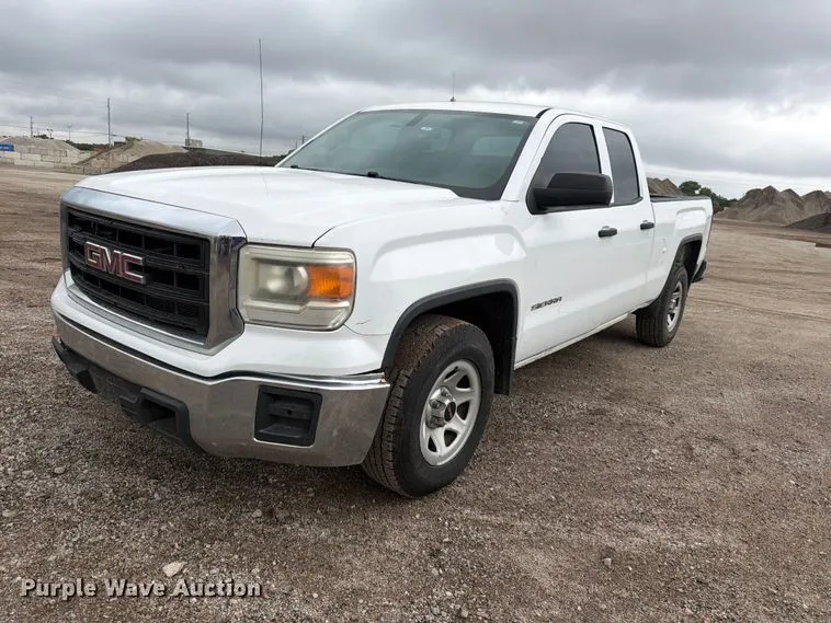 2015 GMC Sierra 1500 Ext. Cab pickup truck