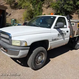 2002 Dodge Ram 2500 flatbed pickup truck
