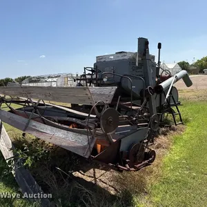 Gleaner Baldwin combine