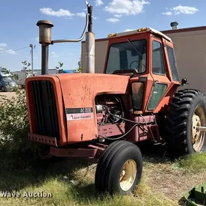 Allis Chalmers AC7030 tractor