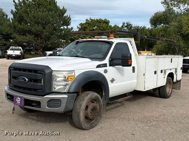 2015 Ford F550 utility / service truck