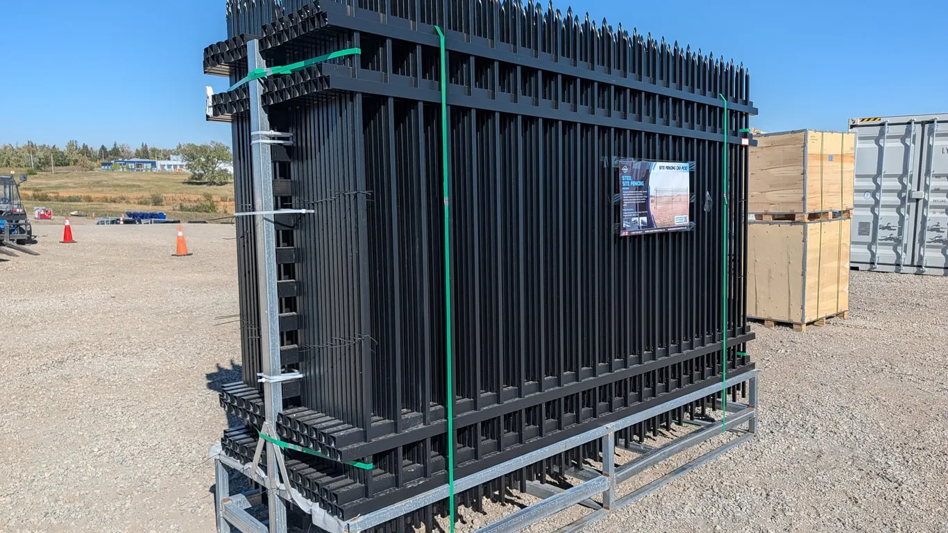 (30) Unused 2026 Great Bear 10' Decorative Fence Panels