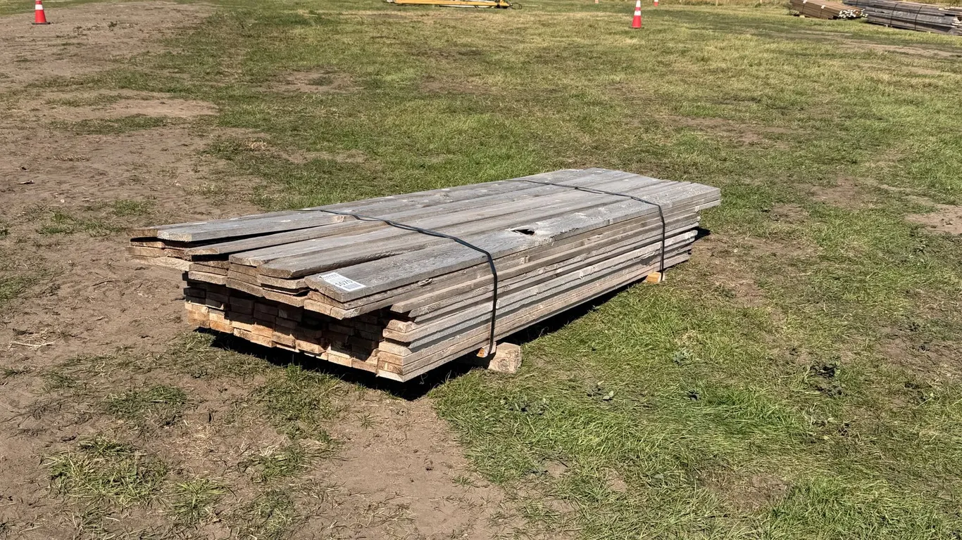 Approx (100) 8'-10'L x 4"-6"W x 1"H Assorted Lift of Untreated Lumber