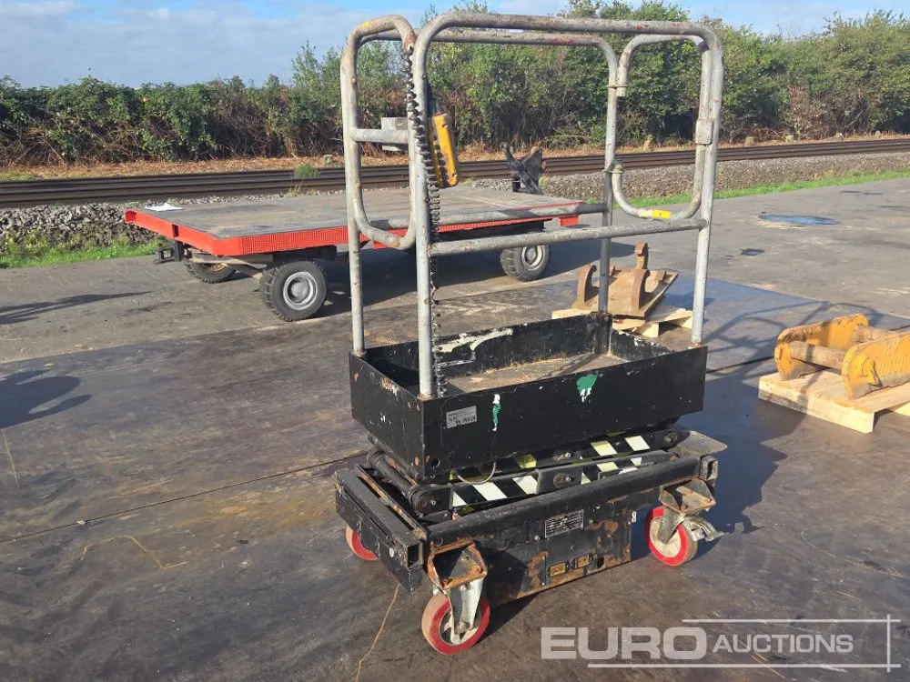 Pop up Plus Electric Scissor Lift (Flat Battery)