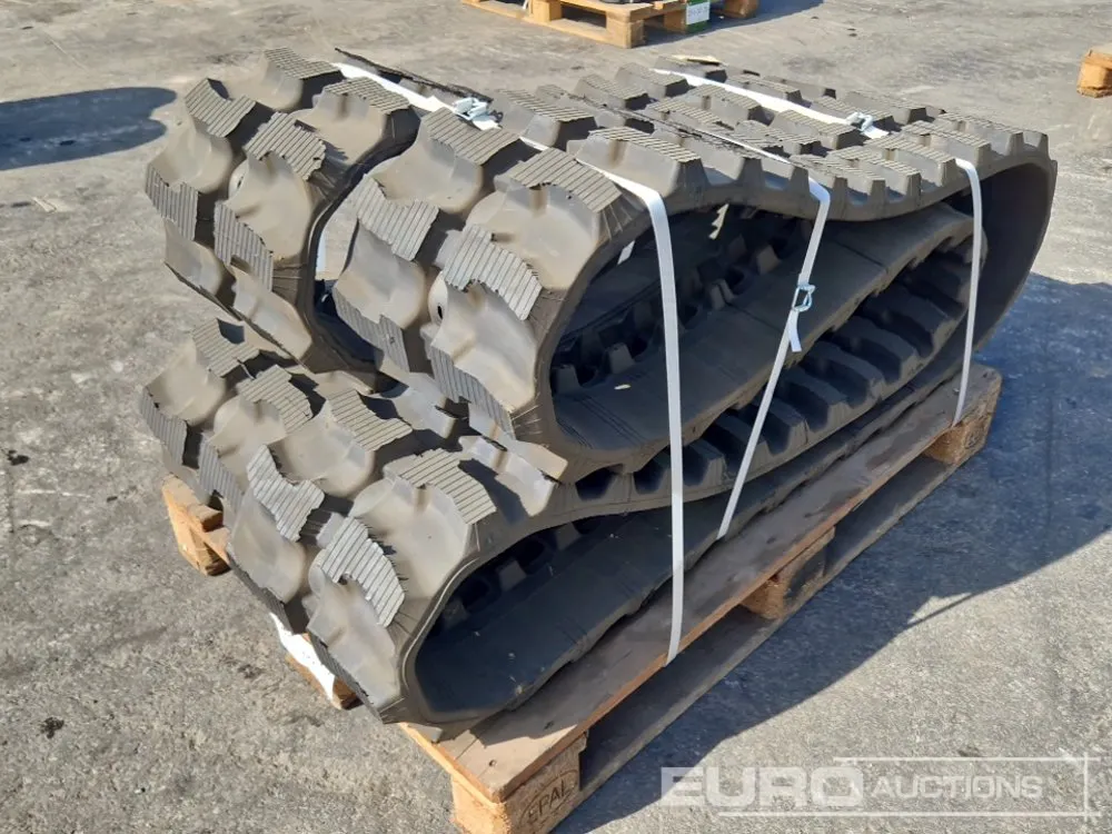 320x100x53 Rubber Tracks (2 of)