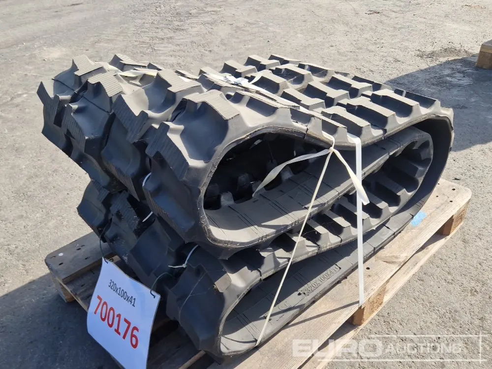 320x100x41 Rubber Tracks (2 of)