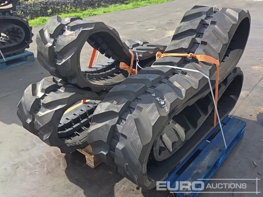 500x92Wx80 Rubber Tracks (2 of)