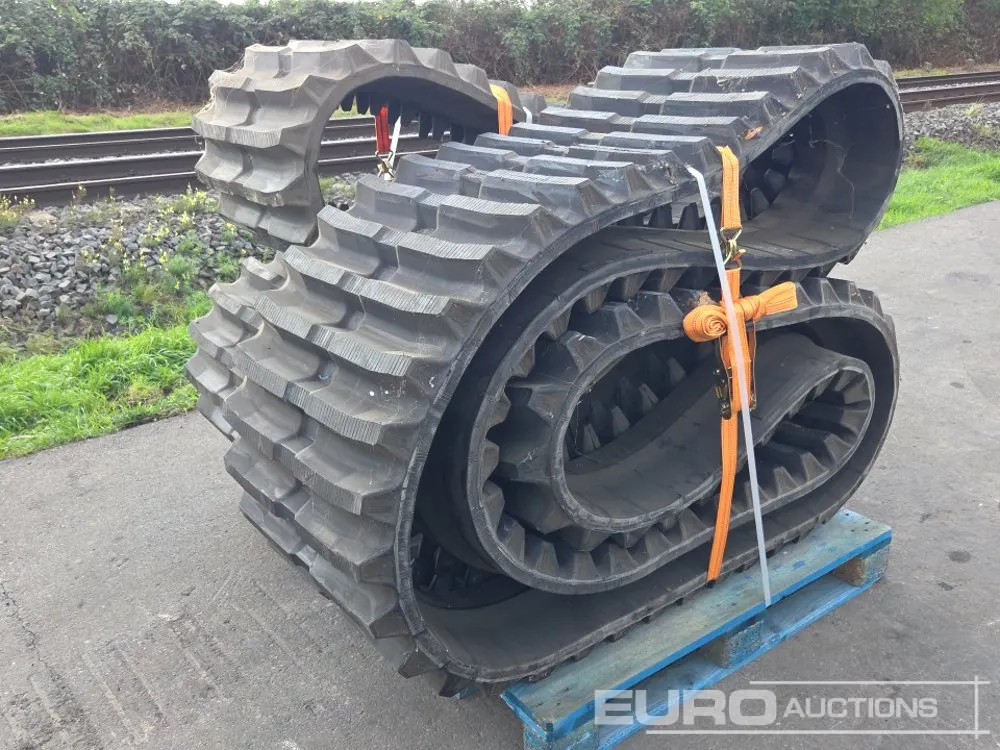 U-6A 650x110x88 Rubber Tracks (2 of)