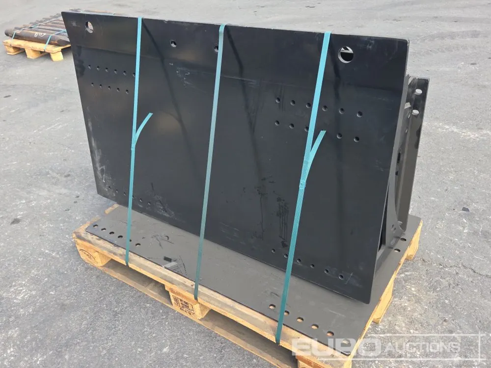 Adapter Plates to suit Screening Bucket for Wheeled Loader