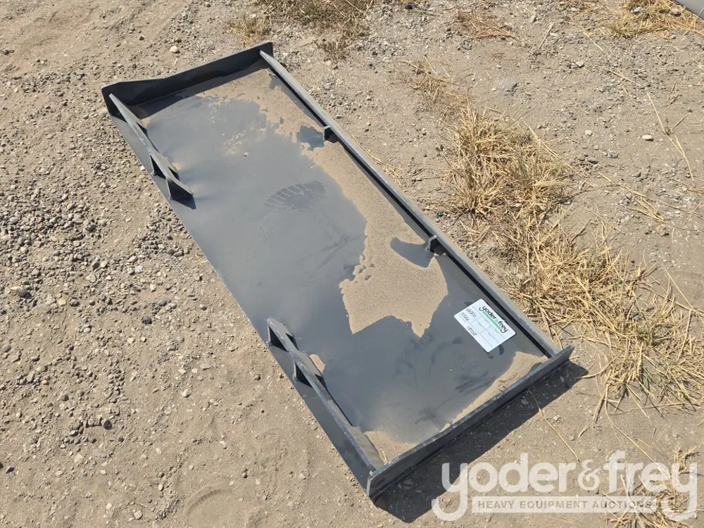 Unused Landhonor Mounting Plate to suit Skidsteer