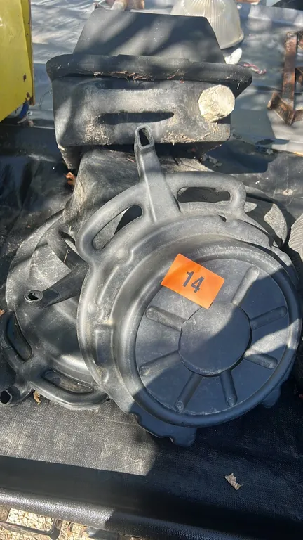 4 oil drain pans