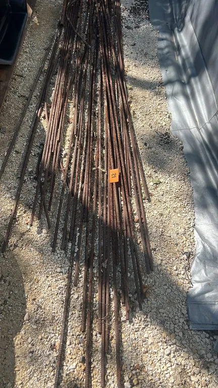 Approx 30 pieces rebar Approx 20’