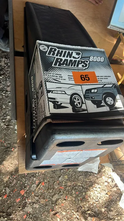 Set of rhino ramps