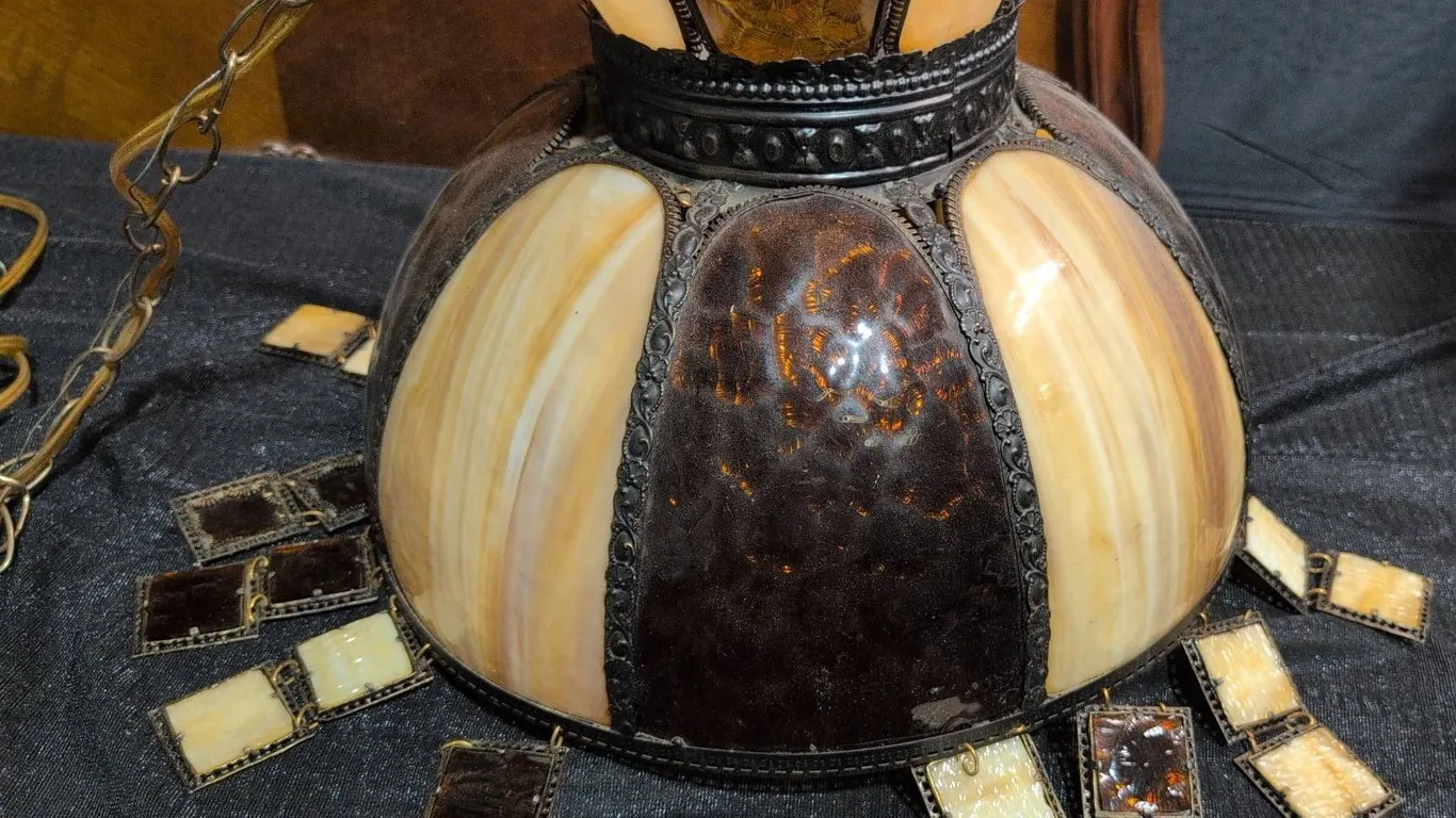 Stained Glass Hanging Lamp