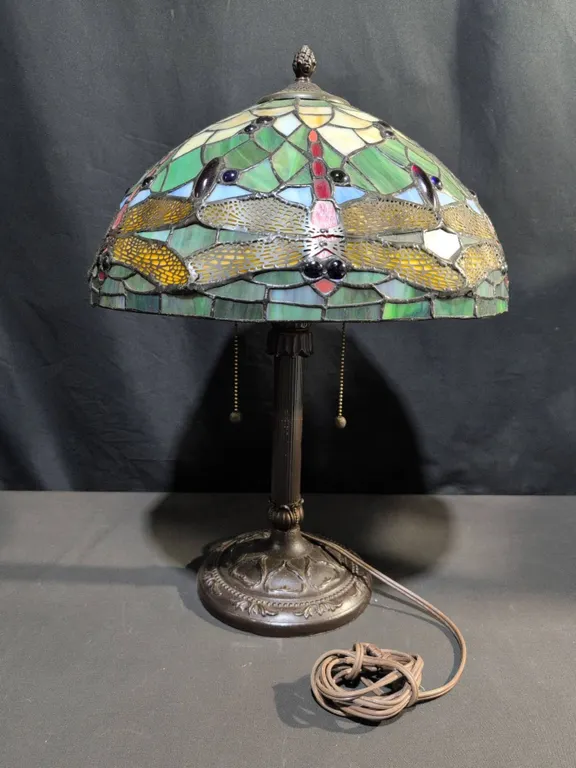 Stained Glass Dragonfly Table Lamp