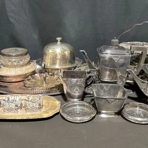 Silver Plate and Metalware Table and Tea Service Pieces, 20th Century