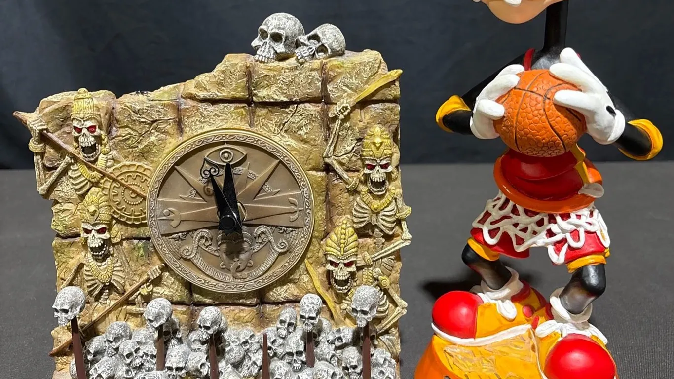 Disney Indiana Jones 10th Anniversary Clock