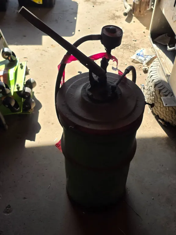 *OFFSITE* Oil Barrel with Hand Pump – Empty
