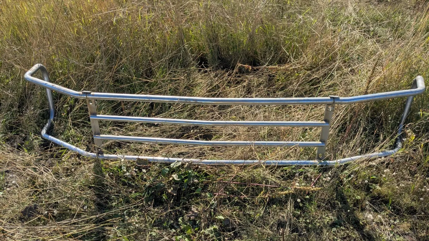 *OFFSITE* Bush Bumper for Pick Up Truck
