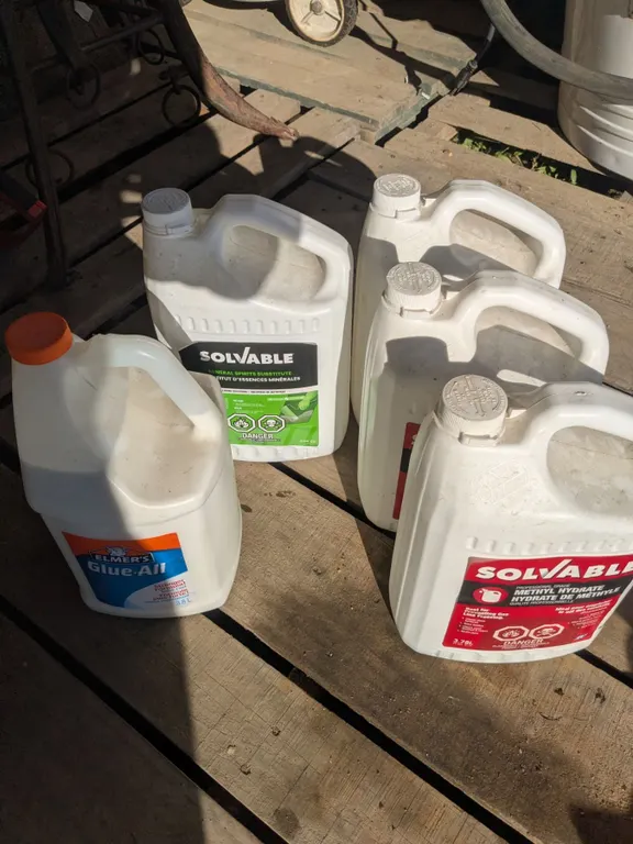 Glue & Solvent Jug Lot – (1) PVA Glue, (1) Mineral Spirits, (3) Methyl Hydrate Solvents