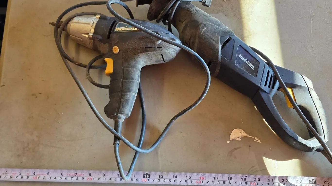 *OFFSITE* Mastercraft Reciprocating Saw and Impact Wrench