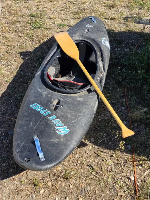 *OFFSITE* Kayak – 8’ Length