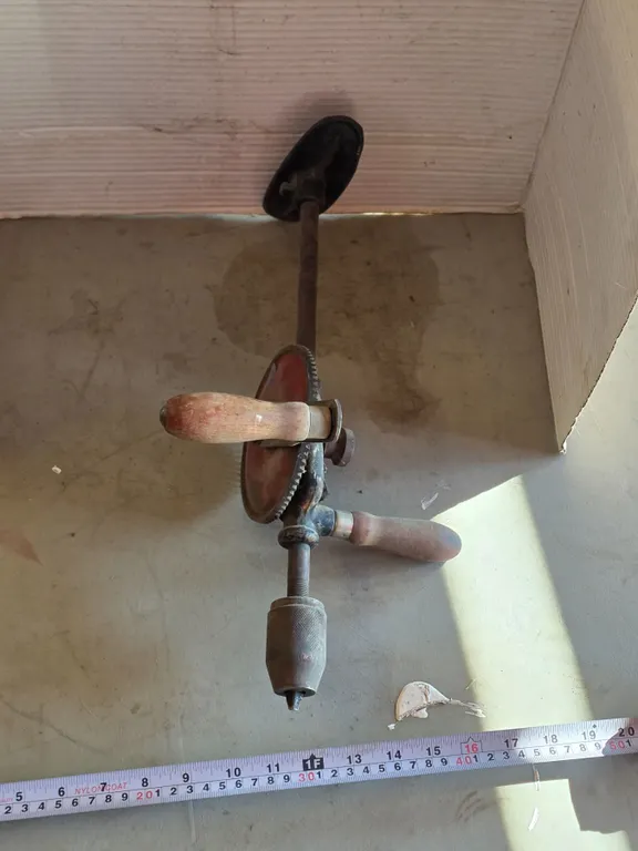 *OFFSITE* Antique Hand Drill