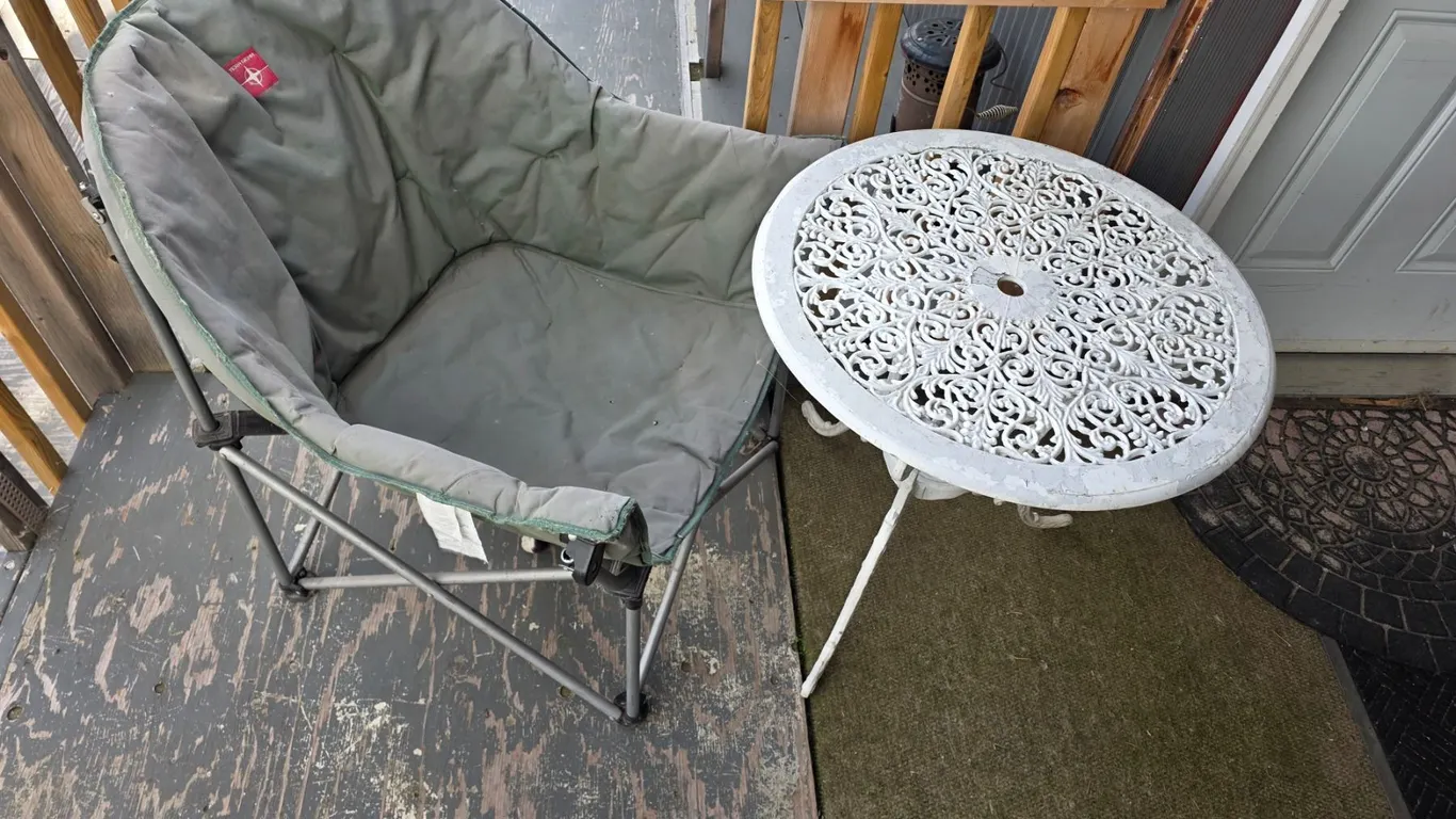 *OFFSITE* Camping Chair and Garden Table