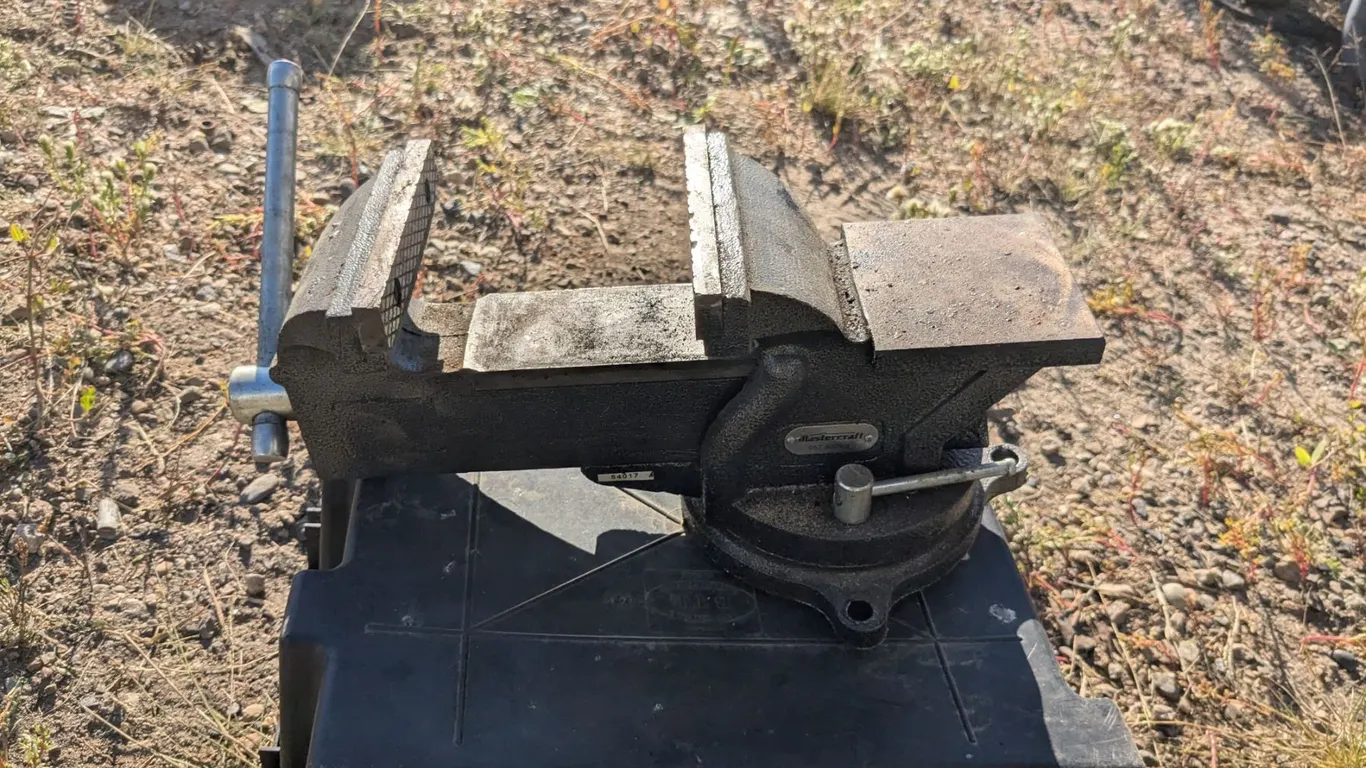 *OFFSITE* Mastercraft Bench Vice, 5”x 5” – Like New