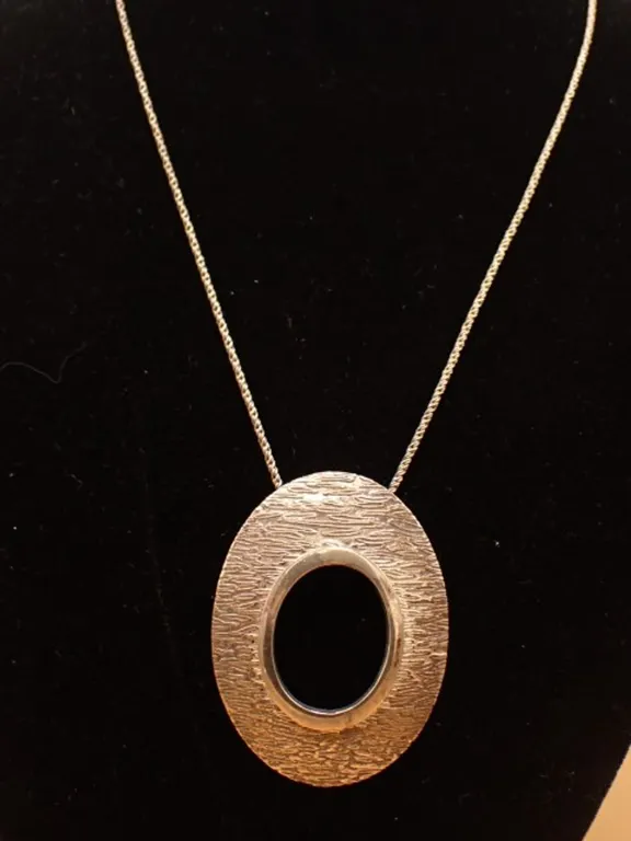 Sterling Silver Pendant with chain