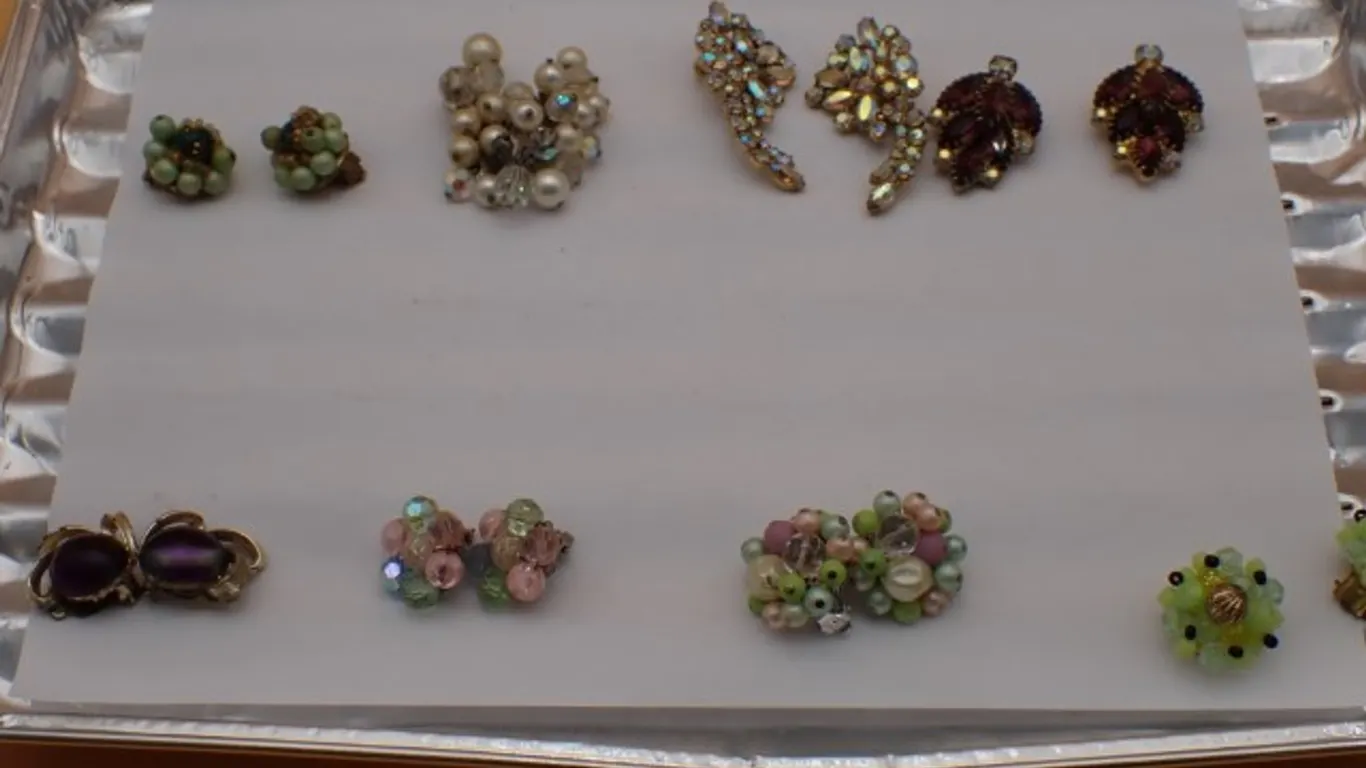 Stones that Sparkle plus