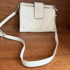 Liz Claiborne purse