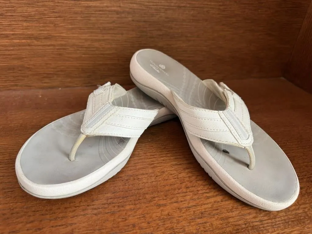Clark's Cloudsteppers sandals